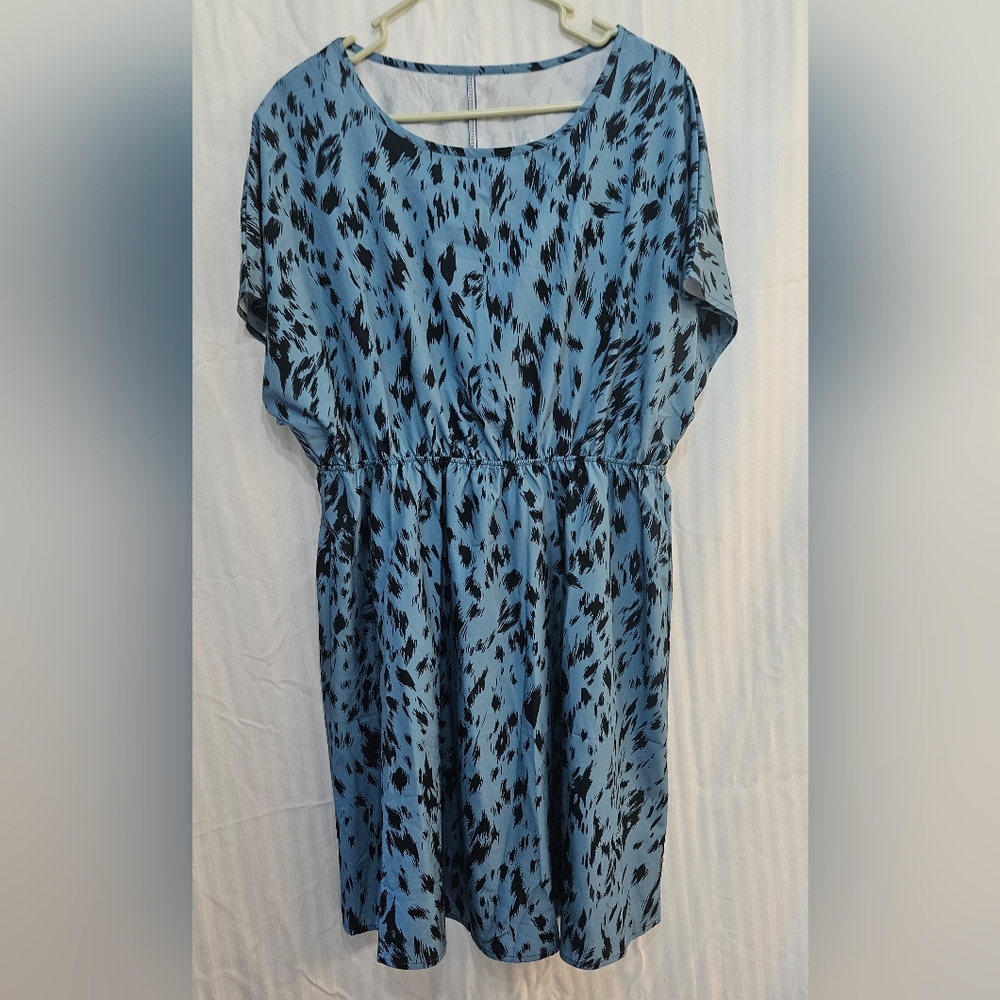 NWOT Women’s Shein Curve Dress - Blue Black Cap Sleeve Animal Print - Size 1XL